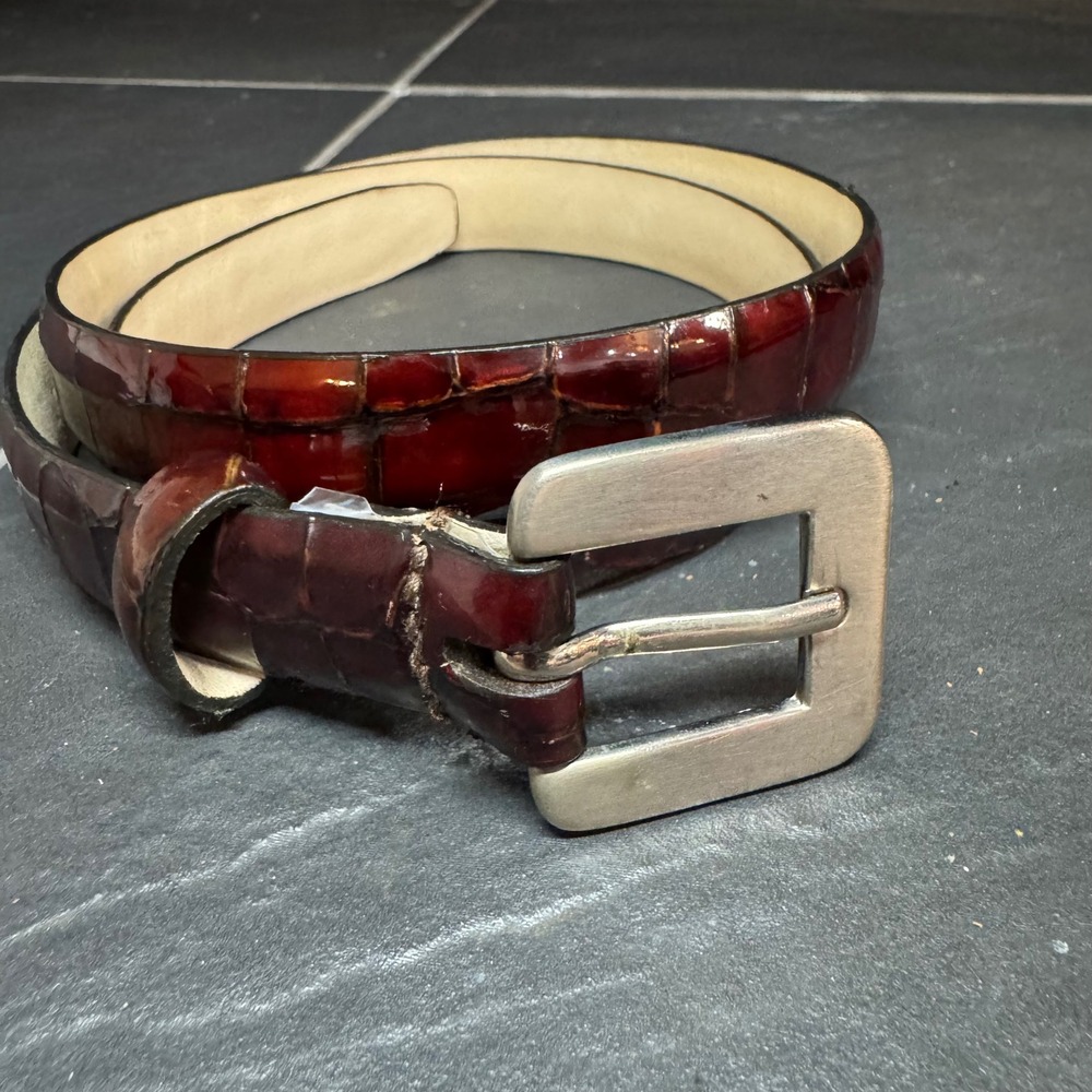 Ellen‎ Tracy Burgundy Croc Embossed Italian Calfskin Leather Belt Silver Buckle